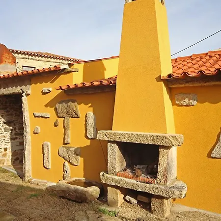 Vakantieboerderij Curral De L Tiu Pino *