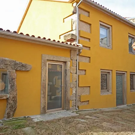Curral De L Tiu Pino Sendim (Braganca)