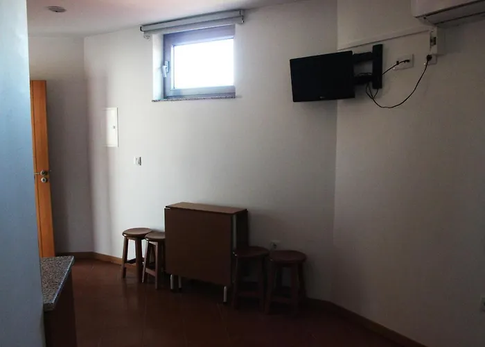 Curral De L Tiu Pino Farma