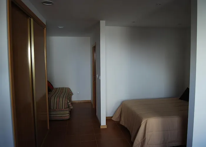 Farma Curral De L Tiu Pino Sendim (Braganca)