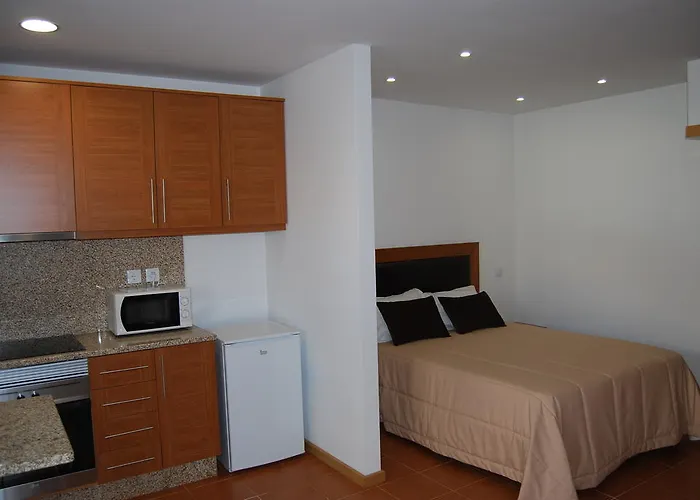 Gospodarstwo agroturystyczne Curral De L Tiu Pino *