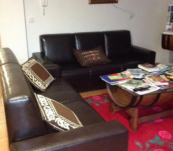 Curral De L Tiu Pino Farma Sendim (Braganca)