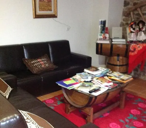 Curral De L Tiu Pino Sendim (Braganca)