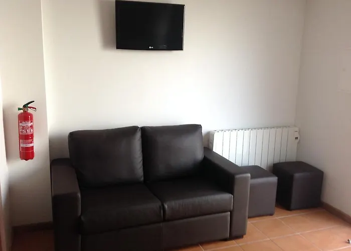 Curral De L Tiu Pino Farma