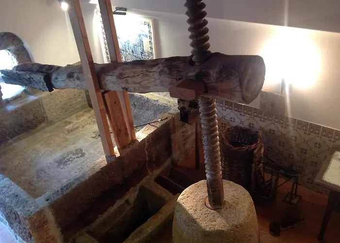 Farma Curral De L Tiu Pino Sendim (Braganca)