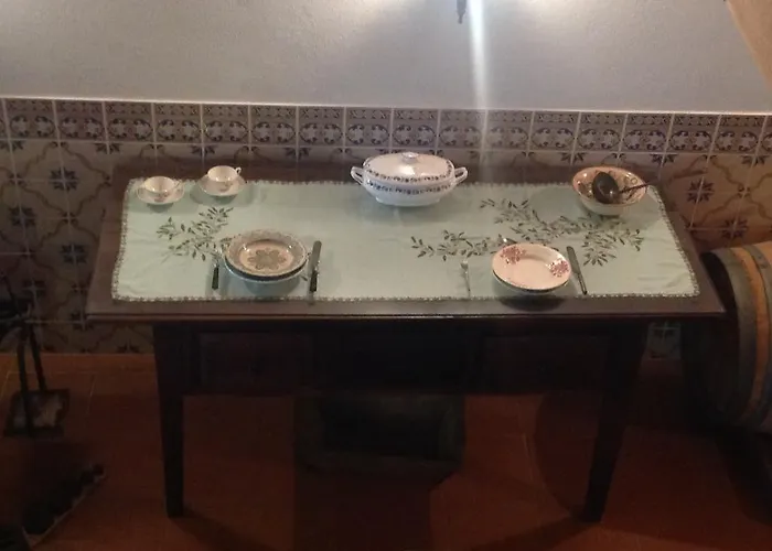 Curral De L Tiu Pino Sendim (Braganca)