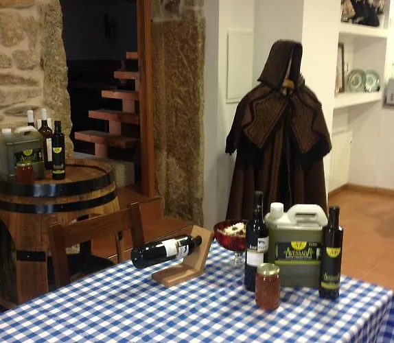 Curral De L Tiu Pino Farma *