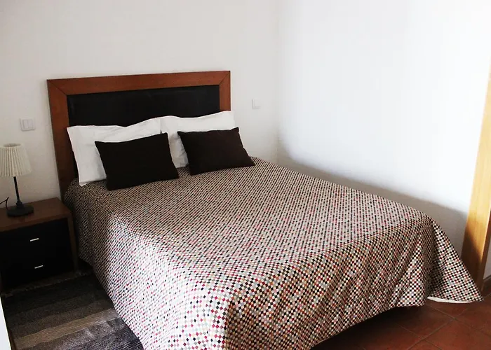 Curral De L Tiu Pino Sendim (Braganca)